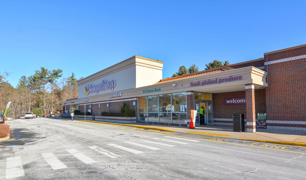 Retail Space for lease in Atlantic Plaza, North Reading, MA - 1