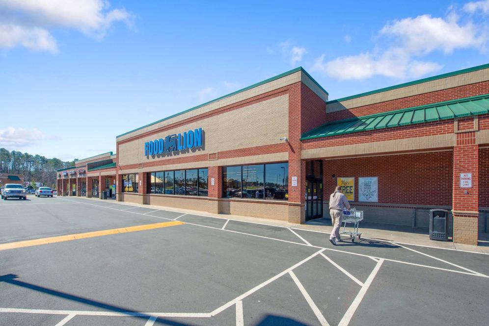 Retail Space for lease in Tramway Crossing, Sanford, NC - 1