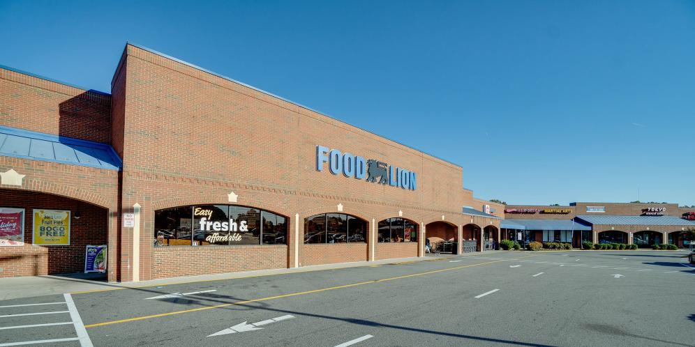Retail Space for lease in Dunlop Village, Colonial Heights, VA - 1