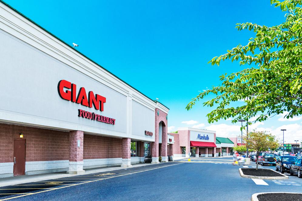 Retail Space for lease in Palmer Town Center, Easton, PA - 1