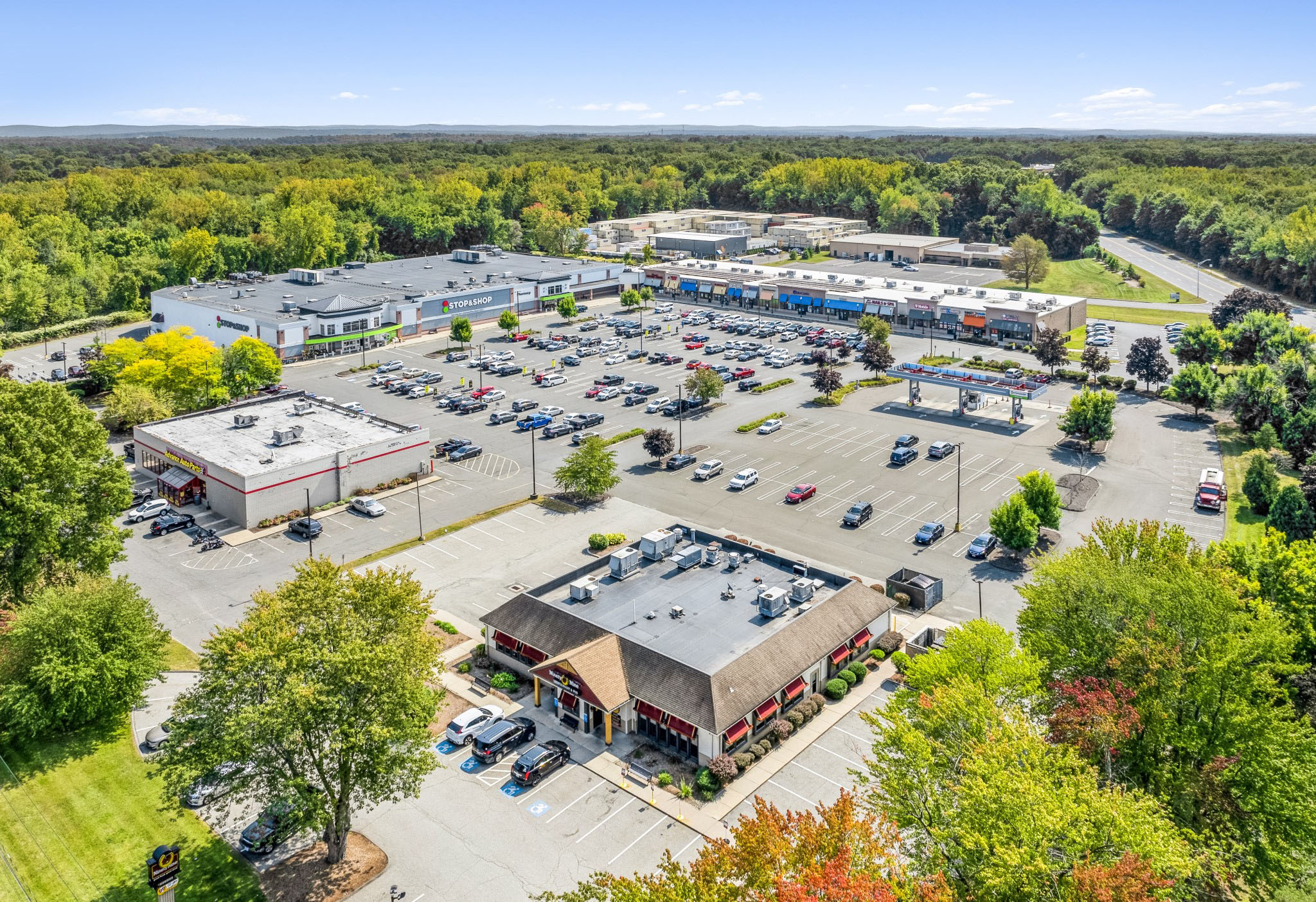 Stop & Shop Plaza 6