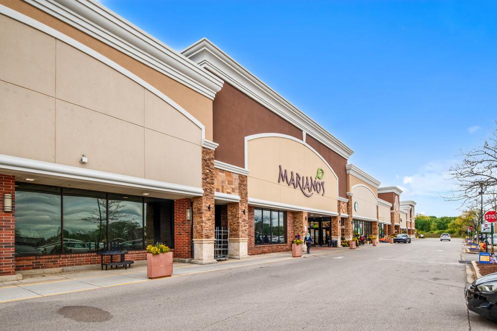 Retail Space for lease in Hoffman Village, Hoffman Estates, IL - 1