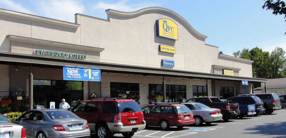Retail Space for lease in East Burnside Plaza, Portland, OR - 1