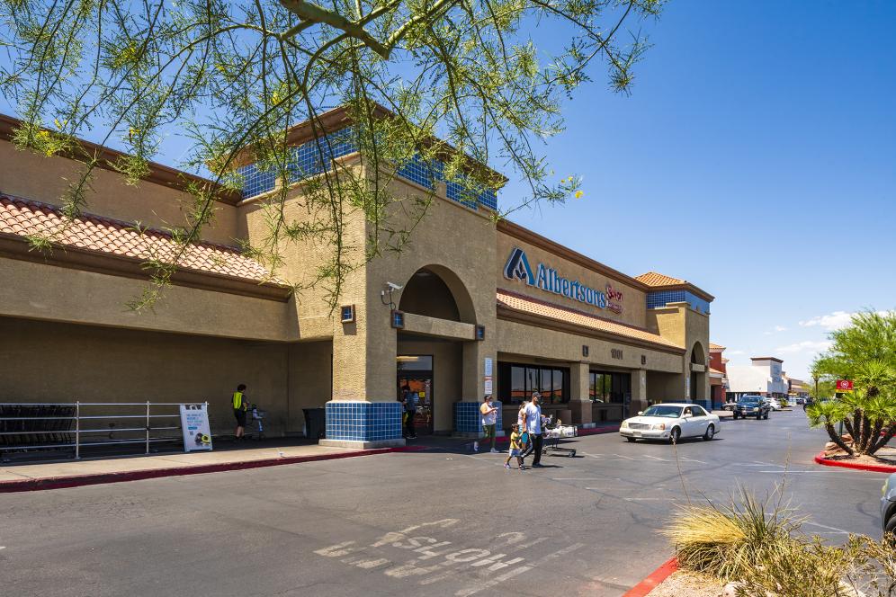 Retail Space for lease in Rainbow Plaza, Las-Vegas, NV - 1