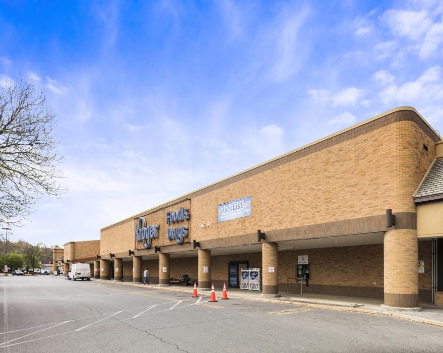 Retail Space for lease in Lakeside Plaza, Salem, VA - 1